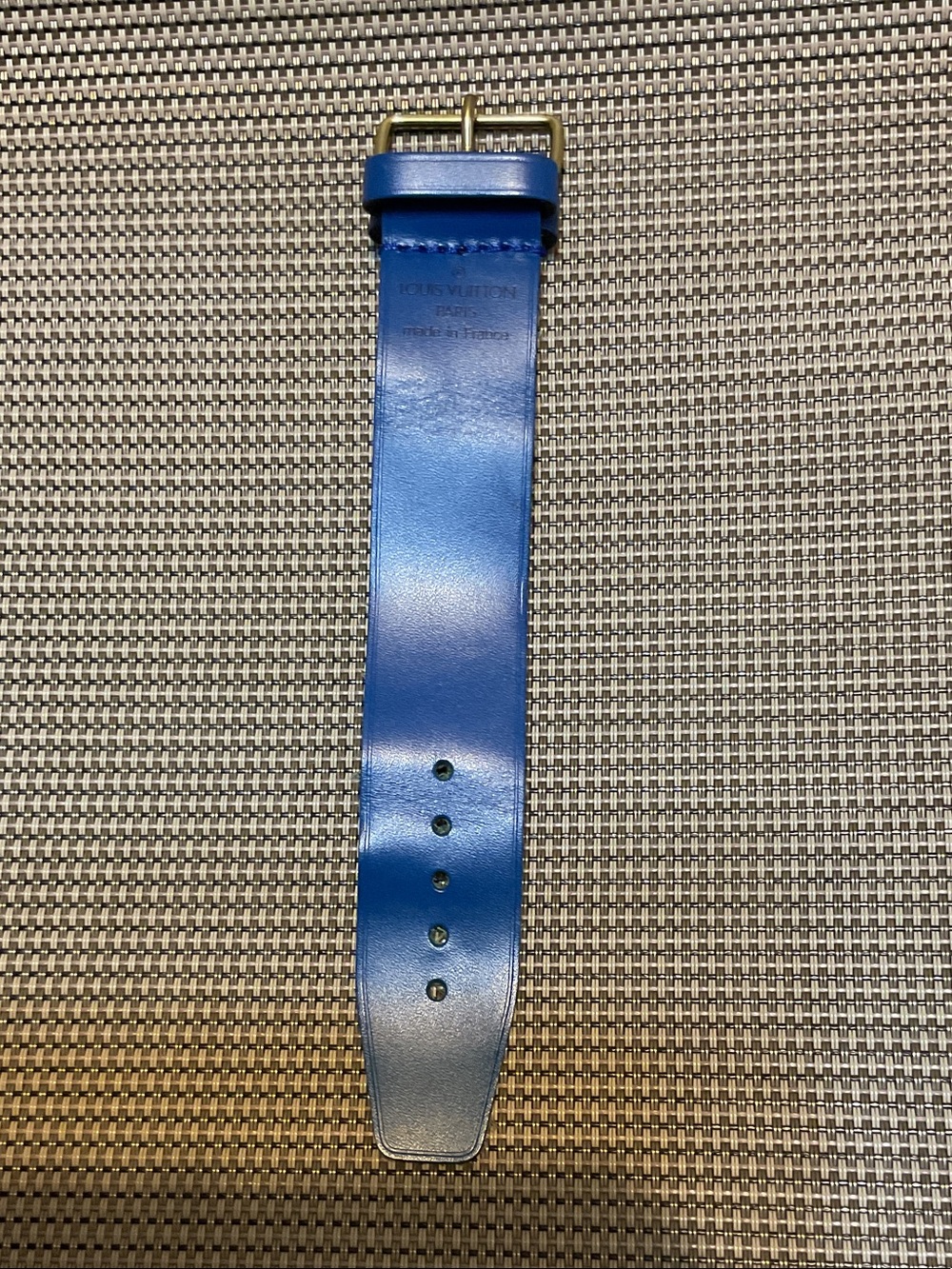 Louis Vuitton Blue Leather luggage strap with Gold-Tone Buckle